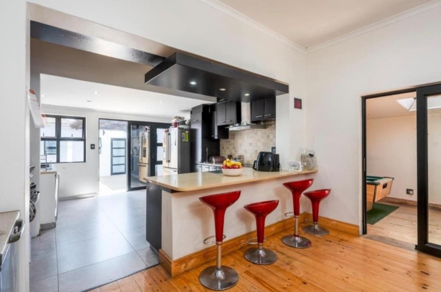 3 Bedroom Property for Sale in Lansdowne Western Cape